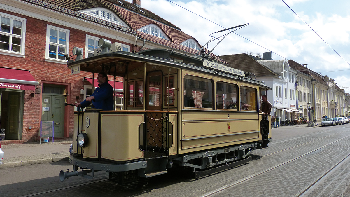 Lindner Motorwagen Potsdam. Foto: Robert Leichsenring